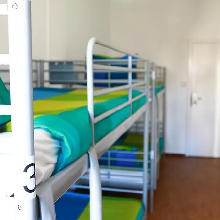 Downtown Hostal Oporto