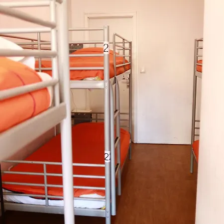 Downtown Hostal Oporto