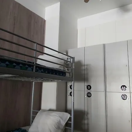 Hostal Downtown