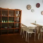 Downtown Хостел *