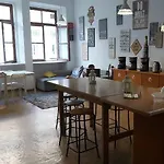 Downtown Хостел *