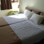 Downtown Hostel *